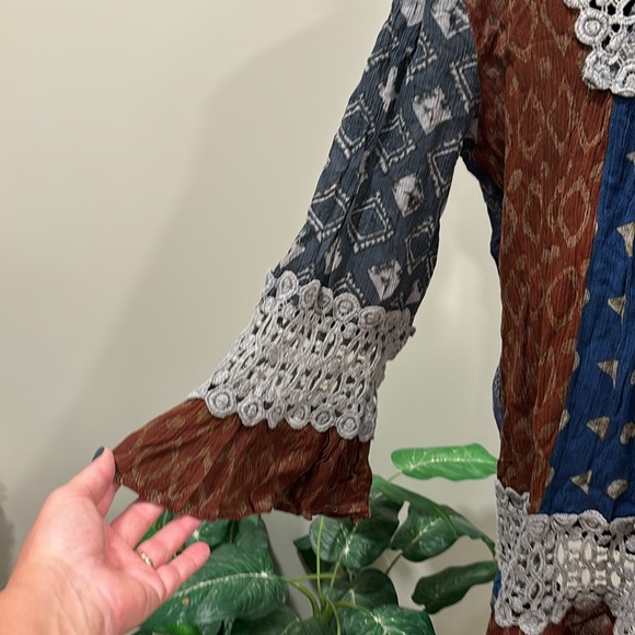 Sacred Threads Boho Tunic with Crochet Trim NWT - Picture 4 of 10